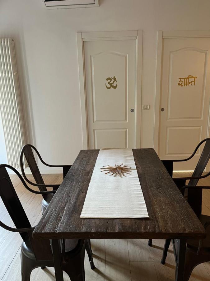 Apartment Acquedotti With Garden Rom