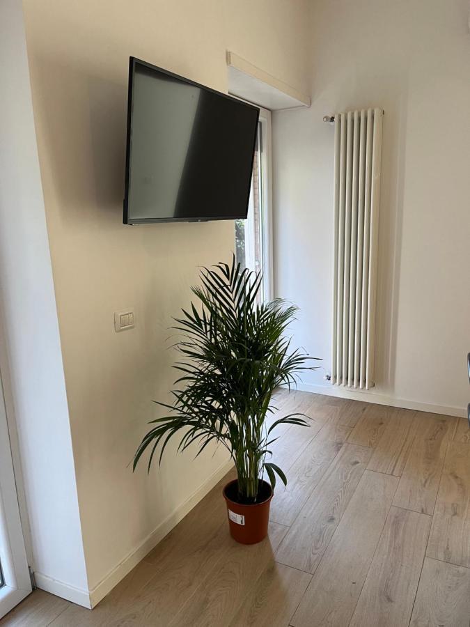 Apartment Acquedotti With Garden